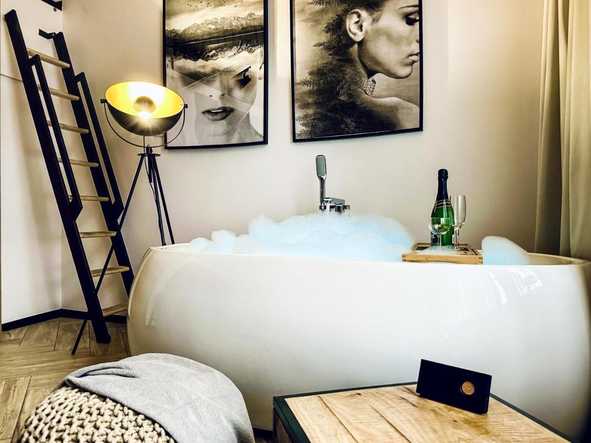 Premium Jacuzzi For Couples, Old Town Kraków