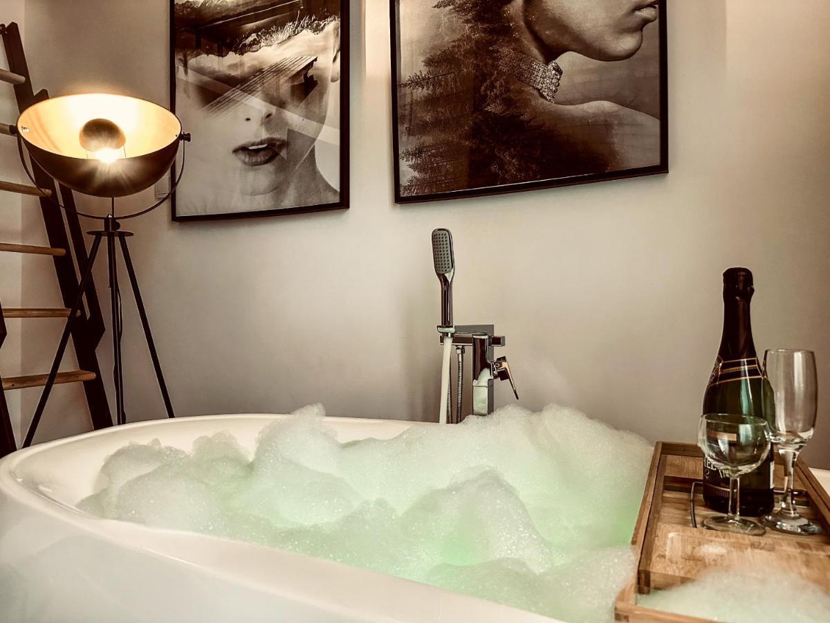 Apartament Premium Jacuzzi For Couples, Old Town